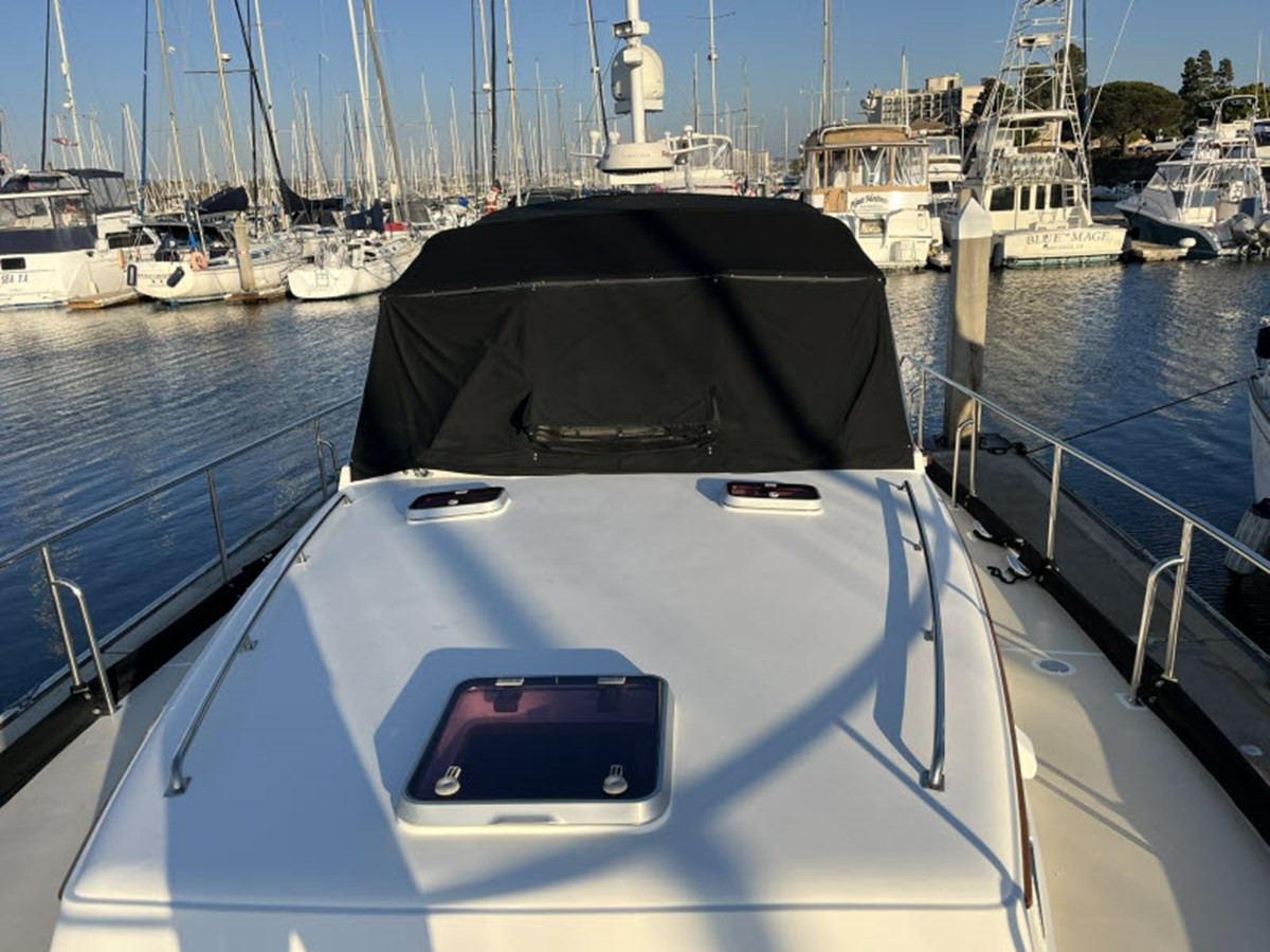 https://arconyachts.ams3.digitaloceanspaces.com/167468/conversions/large_4497087-optimize.jpg