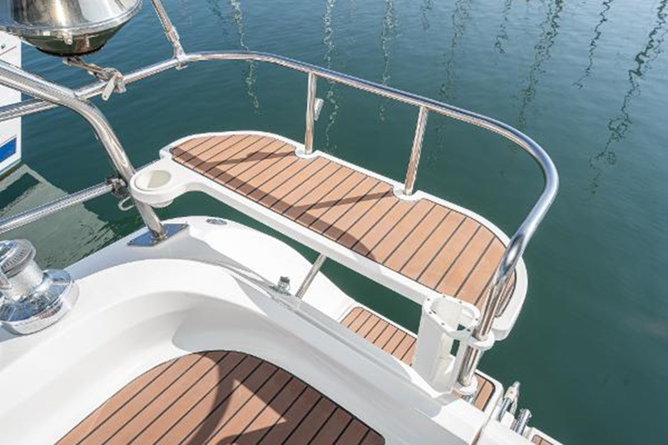 https://arconyachts.ams3.digitaloceanspaces.com/167666/conversions/large_4603770-optimize.jpg