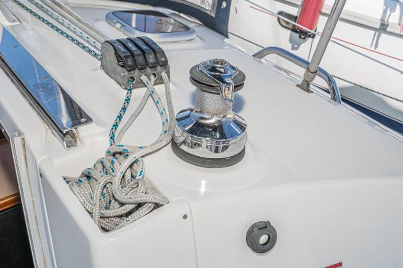 https://arconyachts.ams3.digitaloceanspaces.com/167694/conversions/large_4603780-optimize.jpg