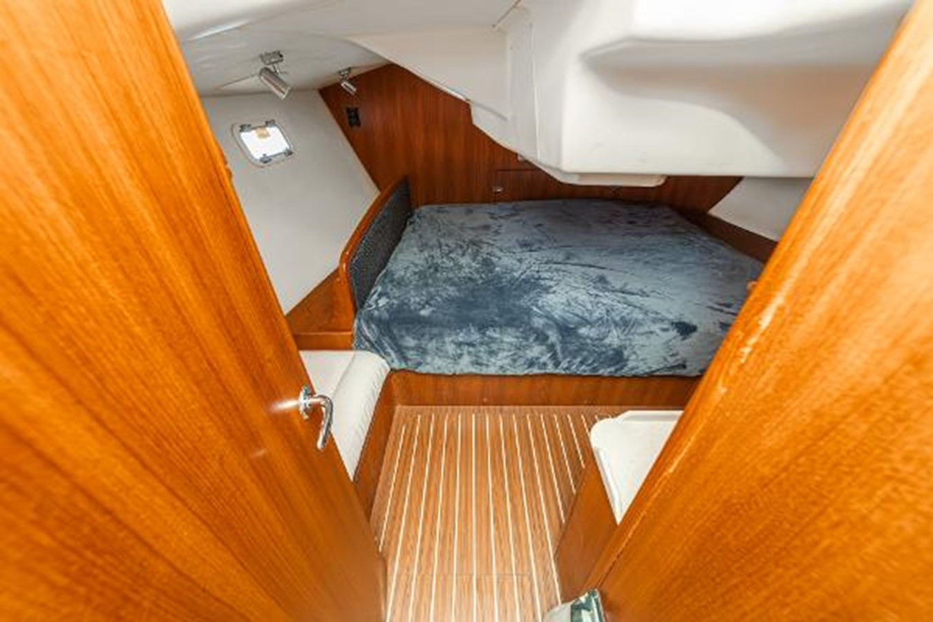 https://arconyachts.ams3.digitaloceanspaces.com/167747/conversions/large_4603798-optimize.jpg