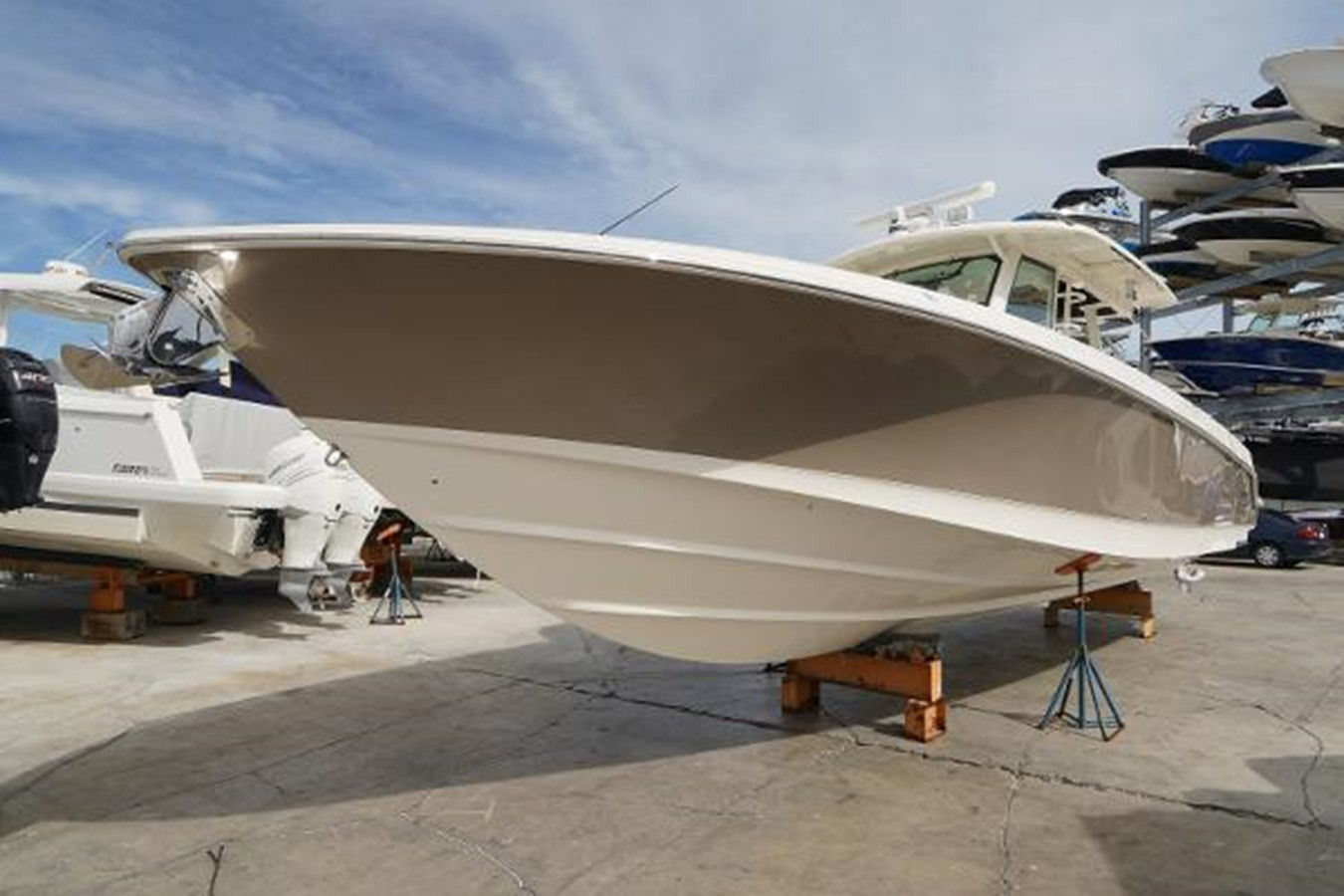 https://arconyachts.ams3.digitaloceanspaces.com/167851/conversions/large_4673988-optimize.jpg