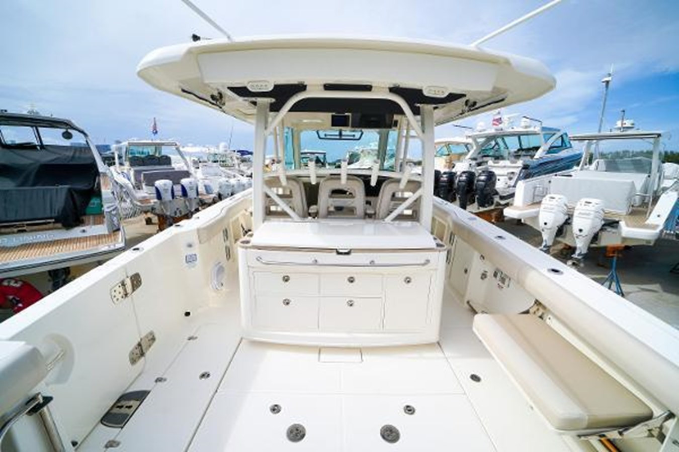 https://arconyachts.ams3.digitaloceanspaces.com/167874/conversions/large_4673996-optimize.jpg