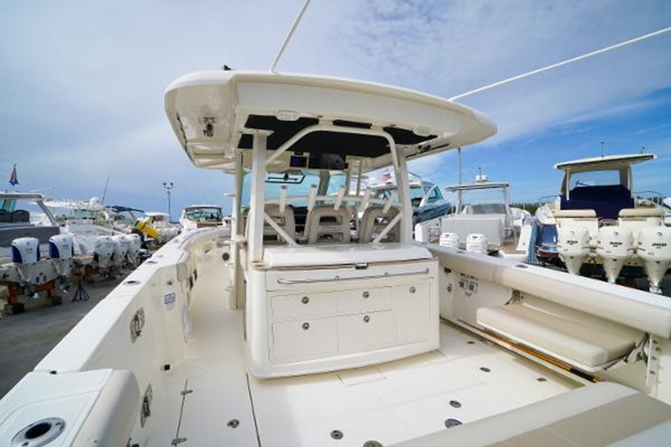 https://arconyachts.ams3.digitaloceanspaces.com/167886/conversions/large_4674000-optimize.jpg