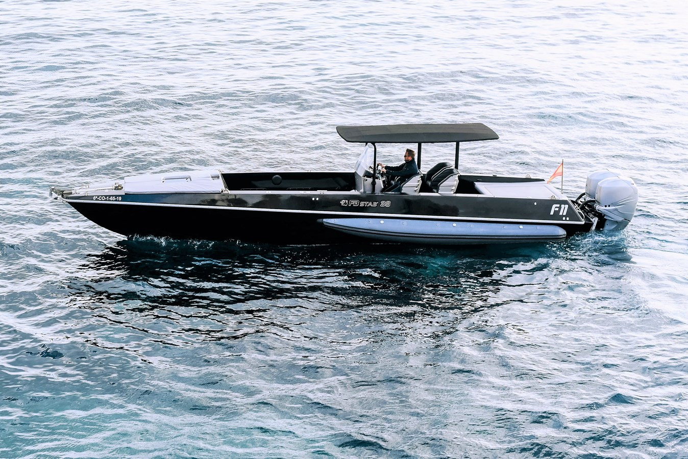 https://arconyachts.ams3.digitaloceanspaces.com/167933/conversions/large_3832837-optimize.jpg