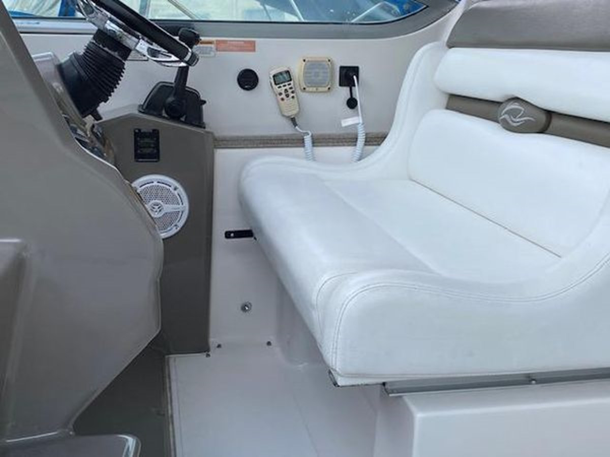 https://arconyachts.ams3.digitaloceanspaces.com/168024/conversions/large_4125511-optimize.jpg