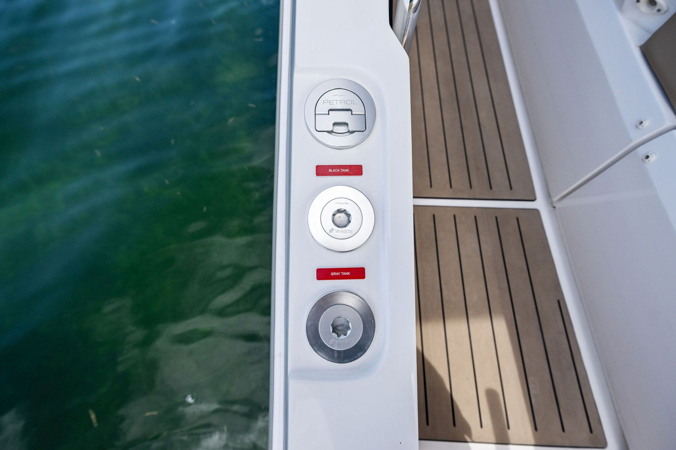 https://arconyachts.ams3.digitaloceanspaces.com/168041/conversions/large_3963309-optimize.jpg