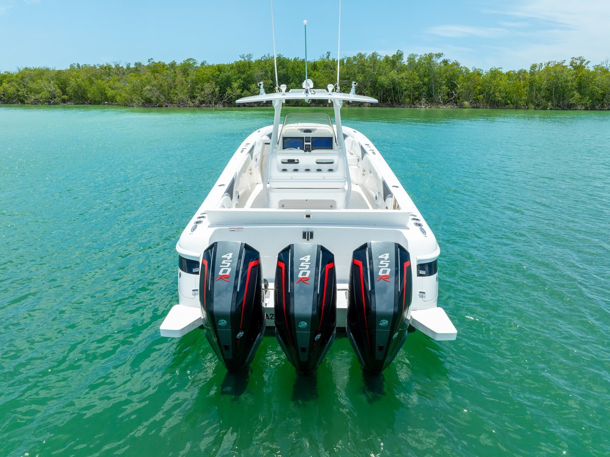 https://arconyachts.ams3.digitaloceanspaces.com/168068/conversions/large_4650409-optimize.jpg