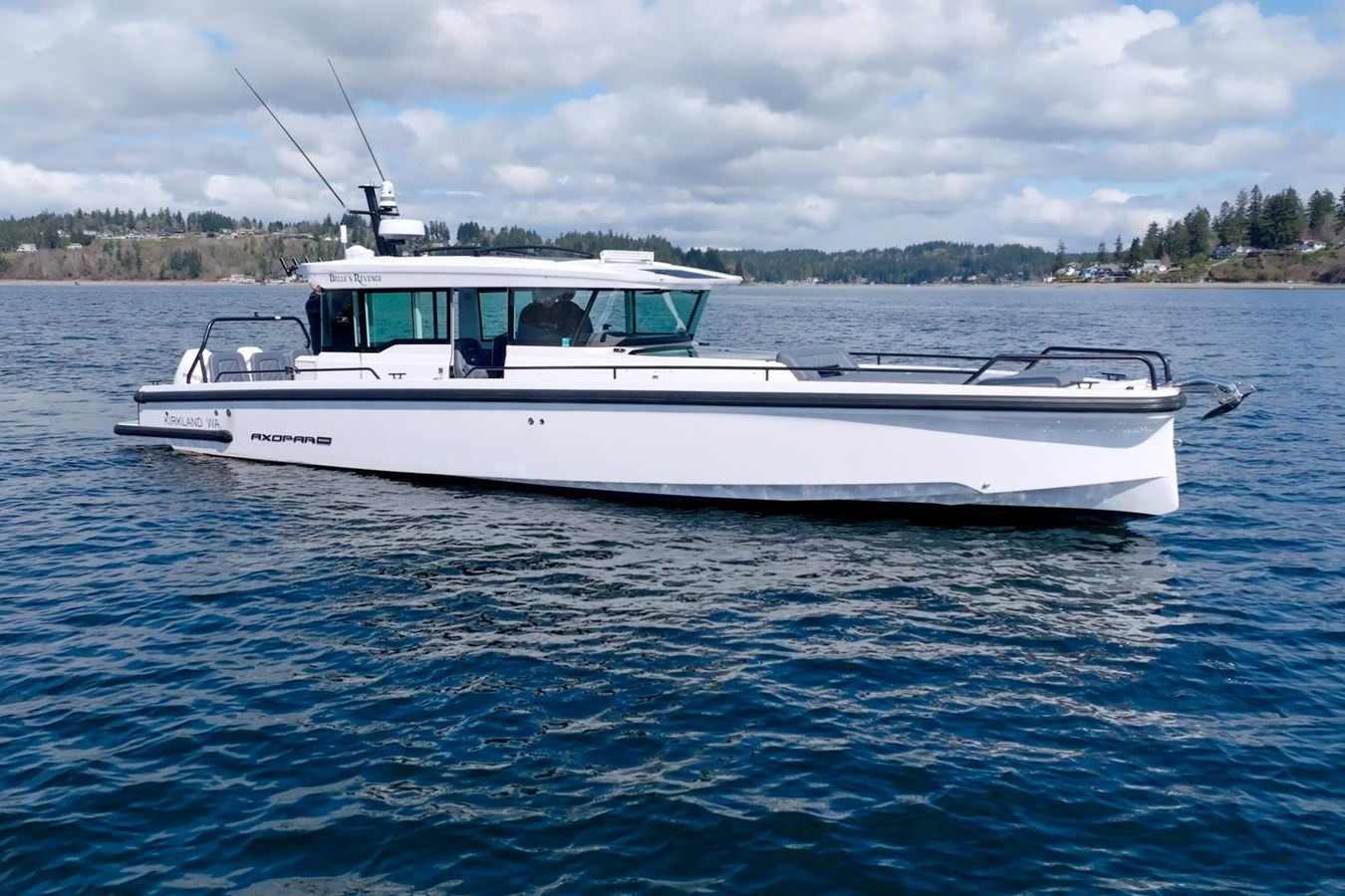 https://arconyachts.ams3.digitaloceanspaces.com/168360/conversions/large_4115460-optimize.jpg
