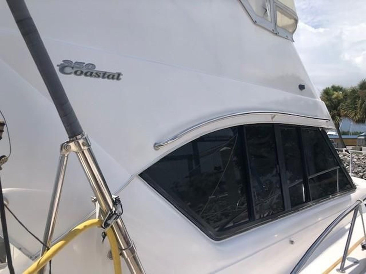 https://arconyachts.ams3.digitaloceanspaces.com/168426/conversions/large_4235135-optimize.jpg