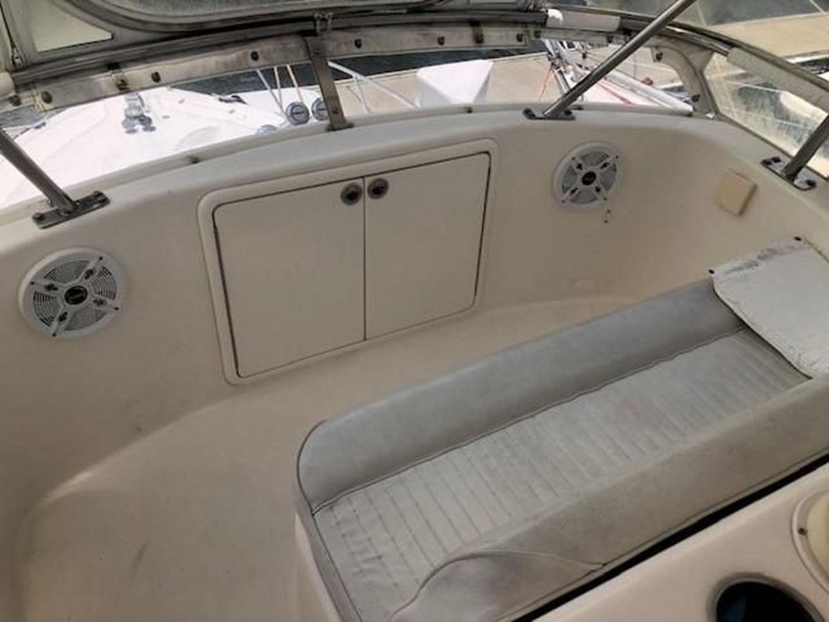 https://arconyachts.ams3.digitaloceanspaces.com/168443/conversions/large_4235141-optimize.jpg