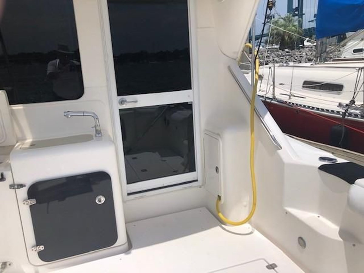 https://arconyachts.ams3.digitaloceanspaces.com/168488/conversions/large_4235157-optimize.jpg