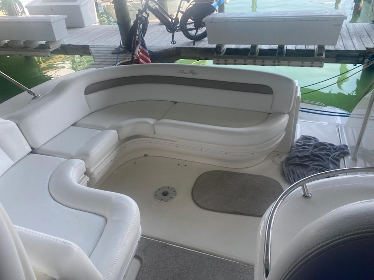 https://arconyachts.ams3.digitaloceanspaces.com/168543/conversions/large_4126318-optimize.jpg