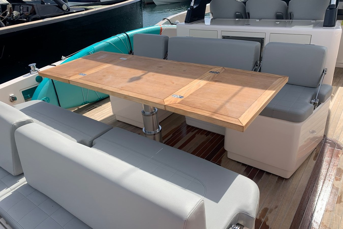 https://arconyachts.ams3.digitaloceanspaces.com/168725/conversions/large_4381965-optimize.jpg
