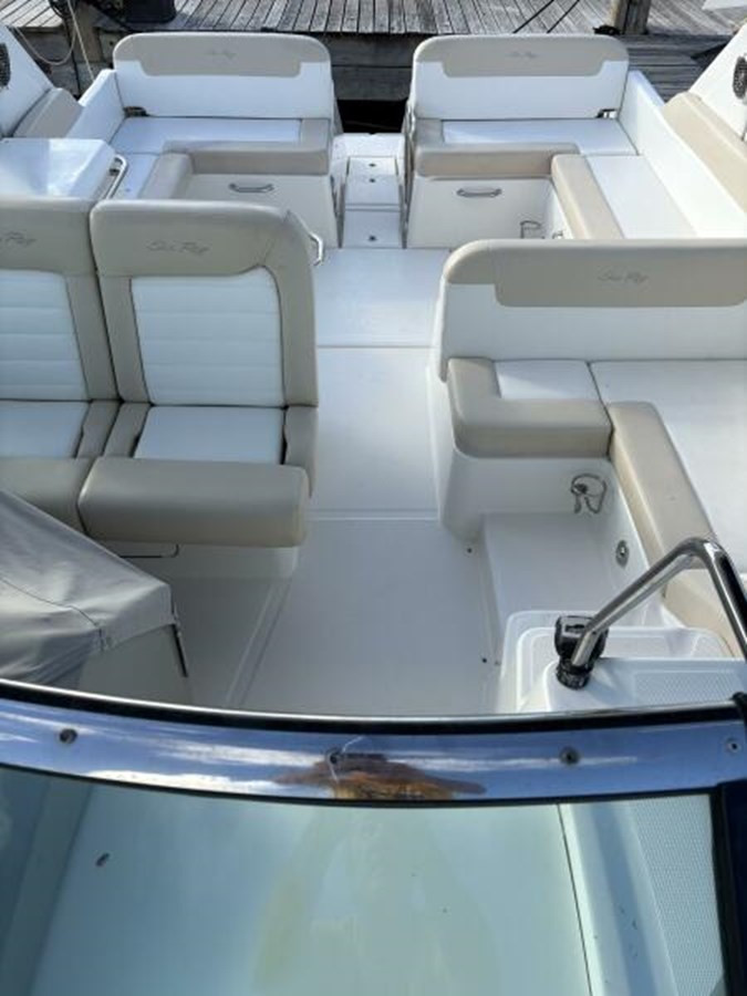 https://arconyachts.ams3.digitaloceanspaces.com/168726/conversions/large_4495679-optimize.jpg