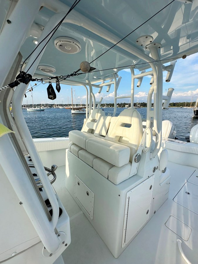 https://arconyachts.ams3.digitaloceanspaces.com/168795/conversions/large_4395402-optimize.jpg