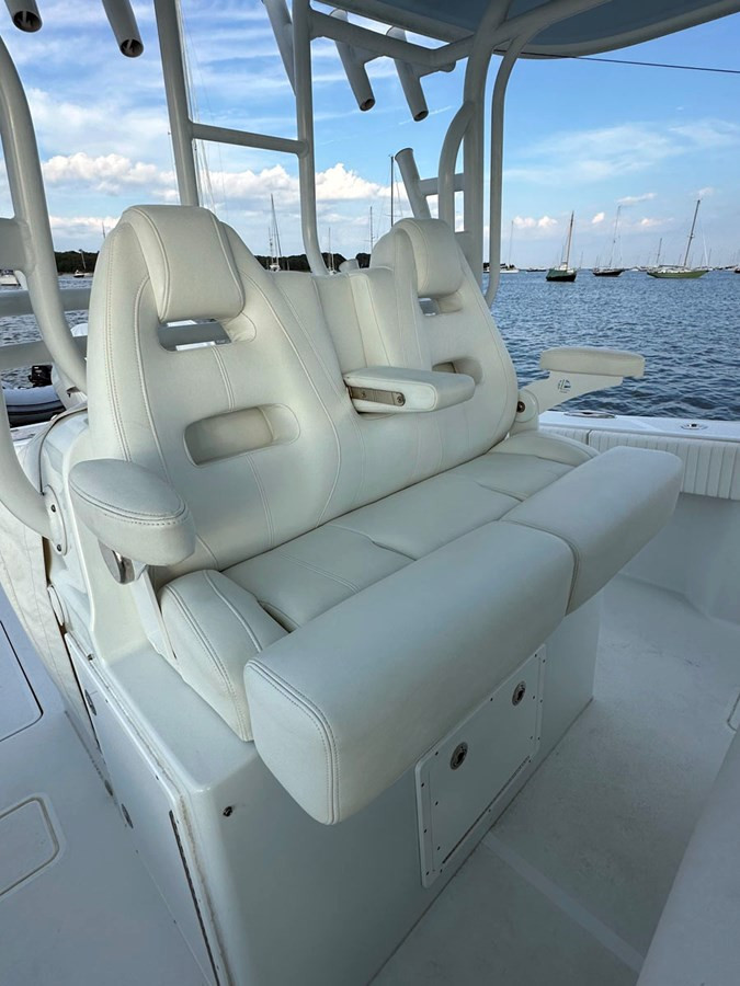 https://arconyachts.ams3.digitaloceanspaces.com/168798/conversions/large_4395403-optimize.jpg