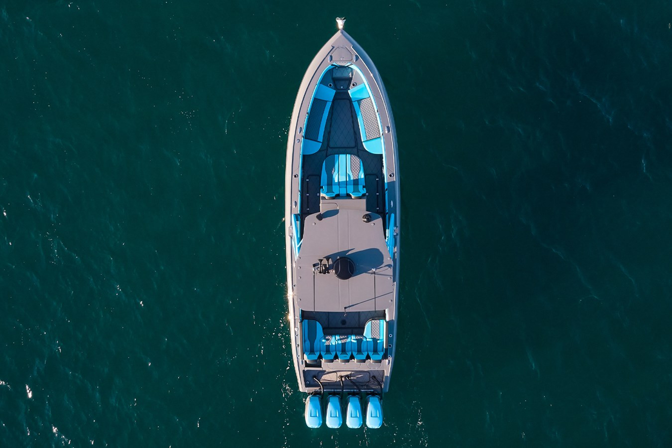 https://arconyachts.ams3.digitaloceanspaces.com/168828/conversions/large_4565459-optimize.jpg