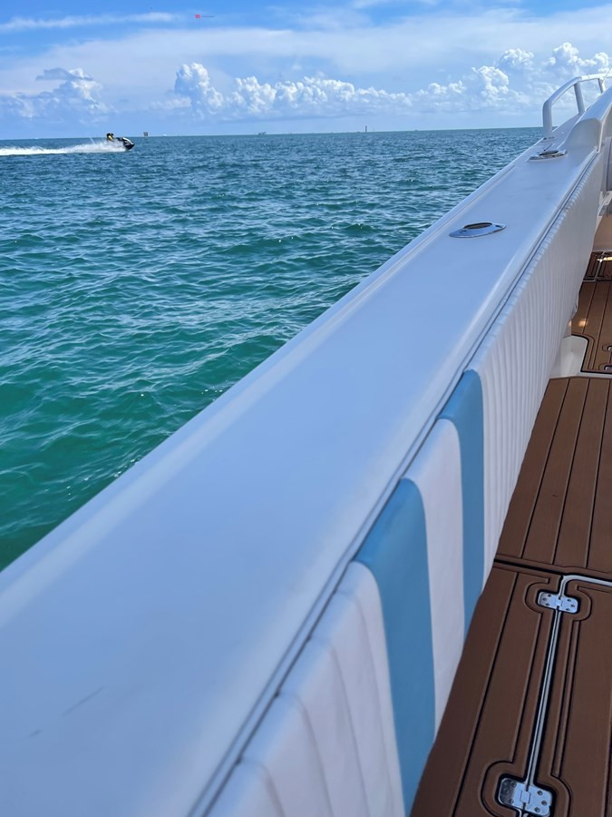 https://arconyachts.ams3.digitaloceanspaces.com/168917/conversions/large_3466760-optimize.jpg