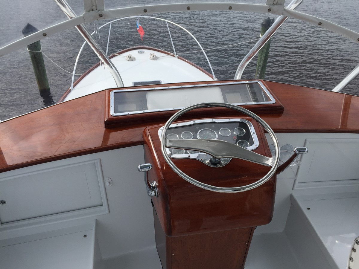 https://arconyachts.ams3.digitaloceanspaces.com/169045/conversions/large_2465635-optimize.jpg