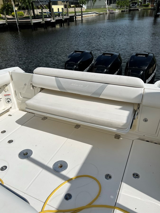 https://arconyachts.ams3.digitaloceanspaces.com/169059/conversions/large_3557209-optimize.jpg