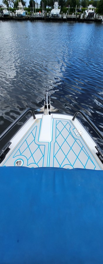 https://arconyachts.ams3.digitaloceanspaces.com/169163/conversions/large_3854656-optimize.jpg