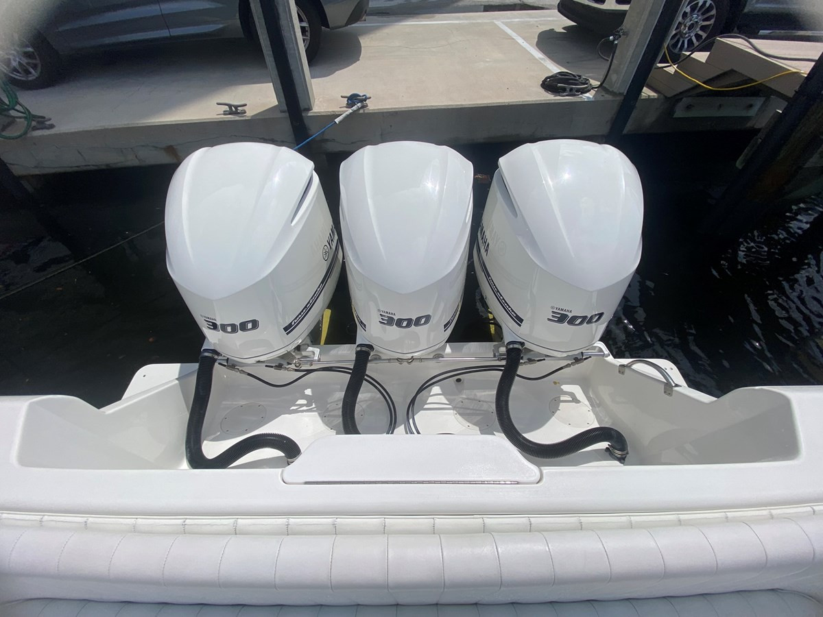 https://arconyachts.ams3.digitaloceanspaces.com/169175/conversions/large_3890915-optimize.jpg