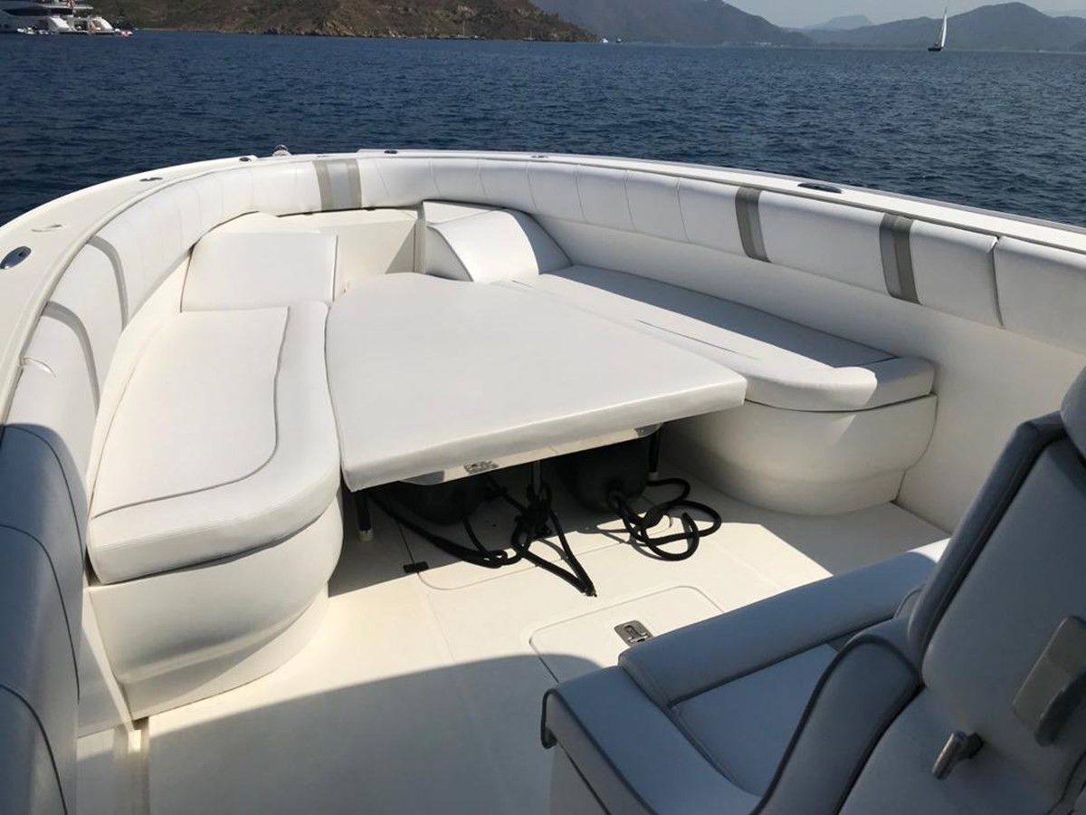 https://arconyachts.ams3.digitaloceanspaces.com/169198/conversions/large_3944218-optimize.jpg