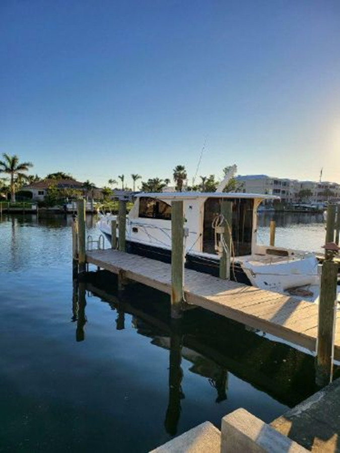 2017 MARLOW PILOT 37