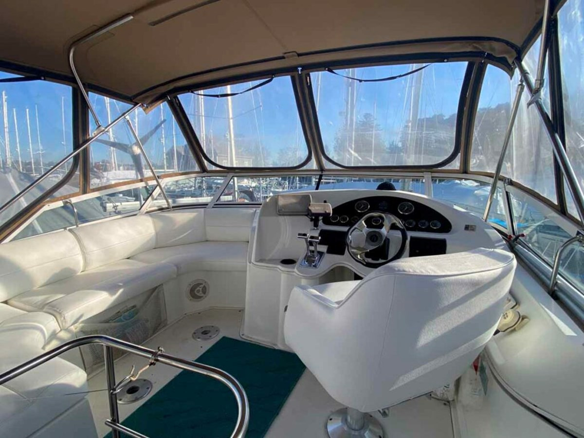 https://arconyachts.ams3.digitaloceanspaces.com/169280/conversions/large_4081731-optimize.jpg