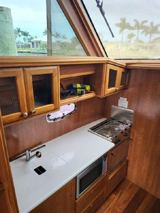 https://arconyachts.ams3.digitaloceanspaces.com/169293/conversions/large_3976747-optimize.jpg