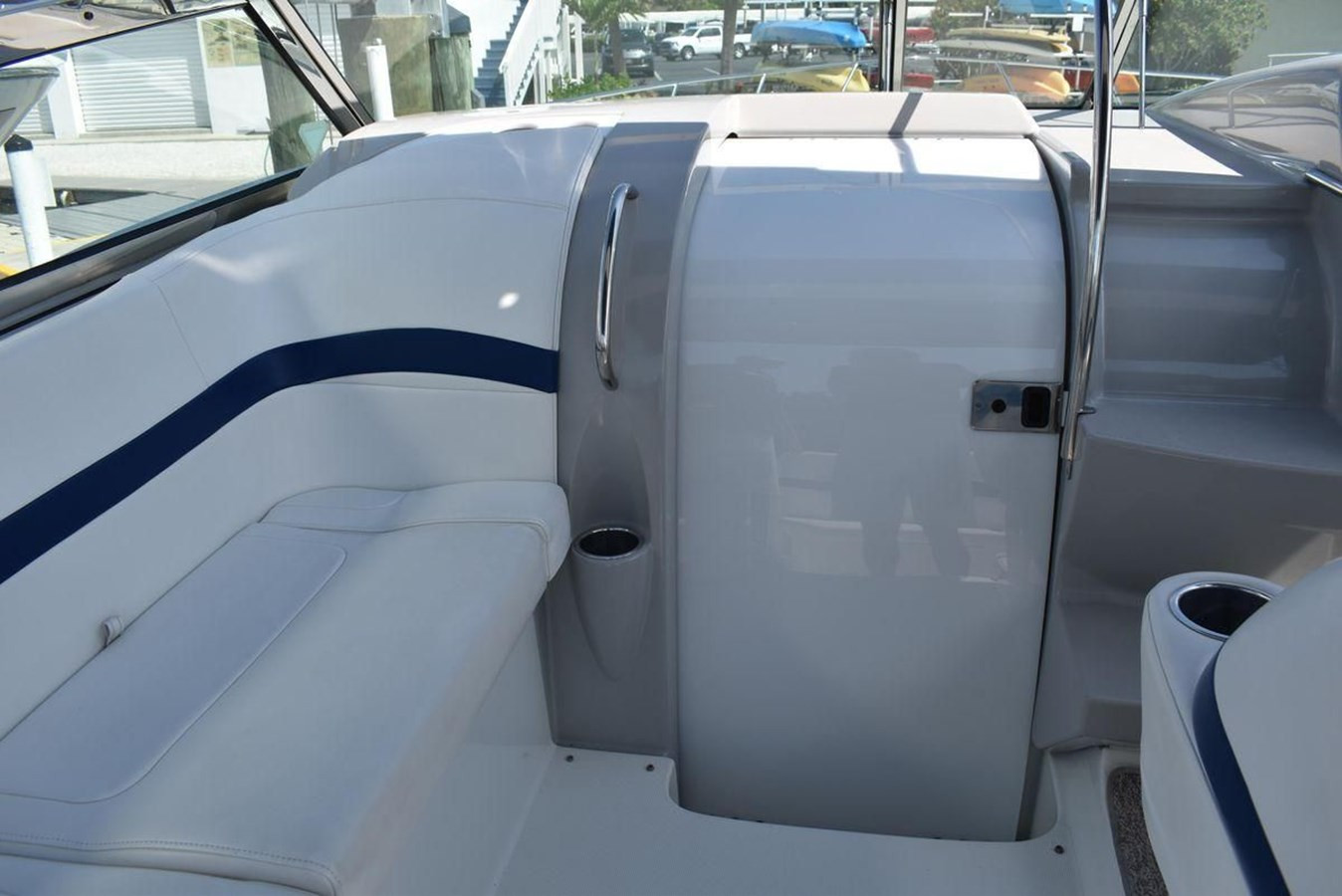 https://arconyachts.ams3.digitaloceanspaces.com/169522/conversions/large_4157010-optimize.jpg