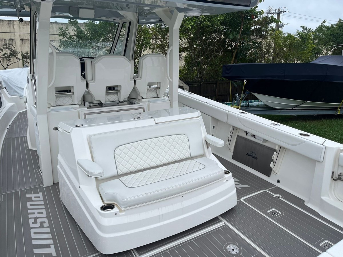https://arconyachts.ams3.digitaloceanspaces.com/169531/conversions/large_4160087-optimize.jpg