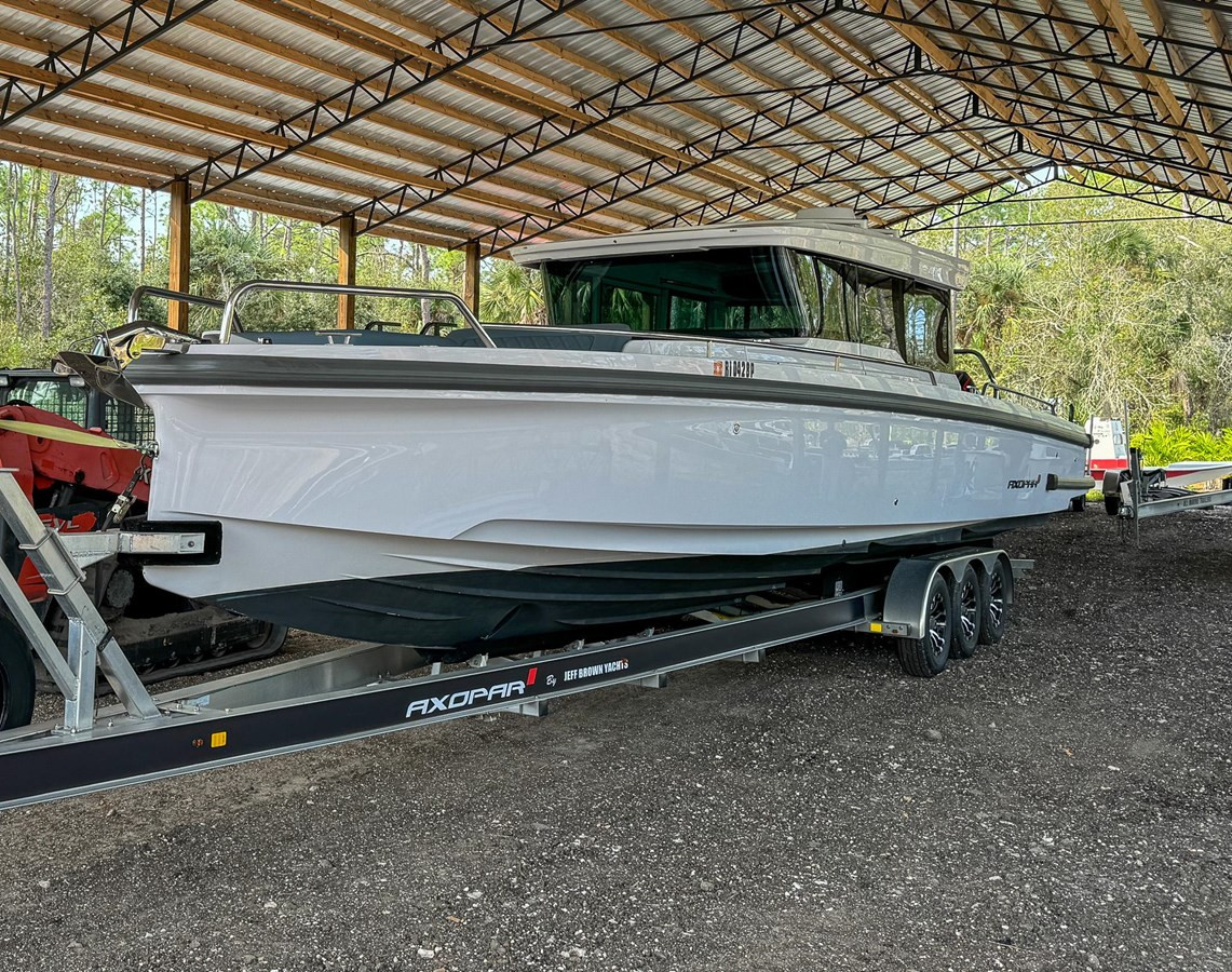 2022 AXOPAR 37 XC CROSS CABIN BRABUS