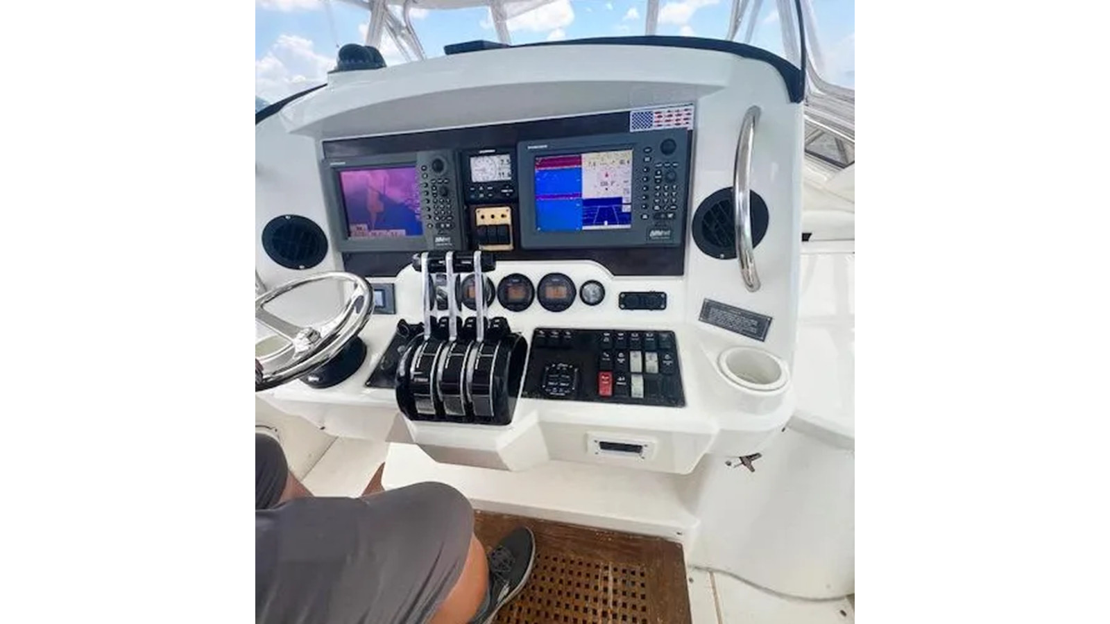 https://arconyachts.ams3.digitaloceanspaces.com/169811/conversions/large_4715693-optimize.jpg