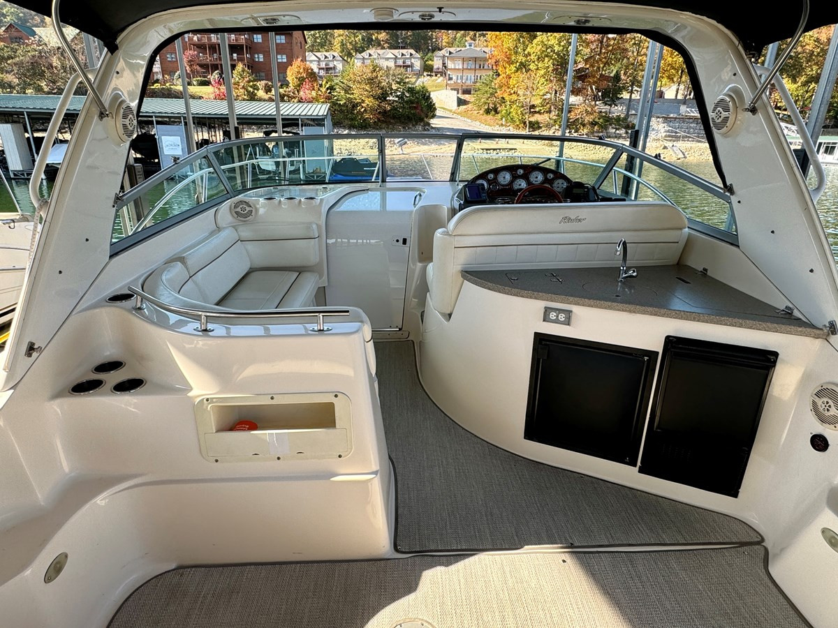 https://arconyachts.ams3.digitaloceanspaces.com/169859/conversions/large_4480008-optimize.jpg