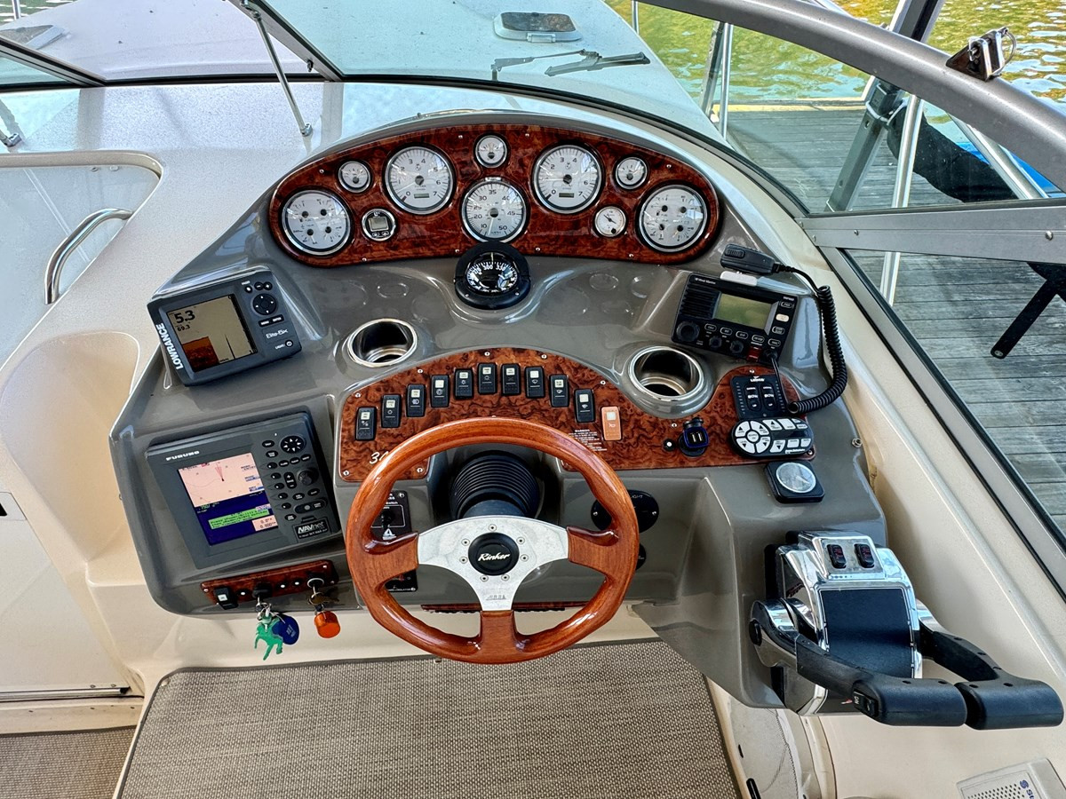 https://arconyachts.ams3.digitaloceanspaces.com/169905/conversions/large_4480024-optimize.jpg