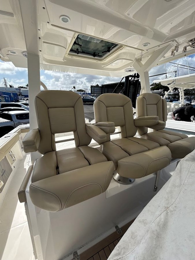 https://arconyachts.ams3.digitaloceanspaces.com/169988/conversions/large_4501694-optimize.jpg