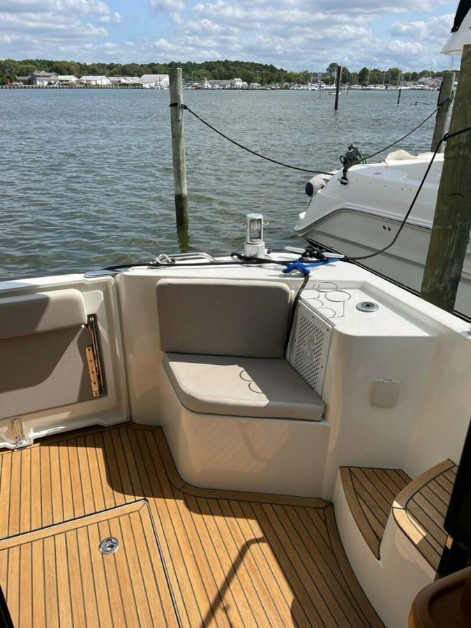 https://arconyachts.ams3.digitaloceanspaces.com/170061/conversions/large_4598325-optimize.jpg