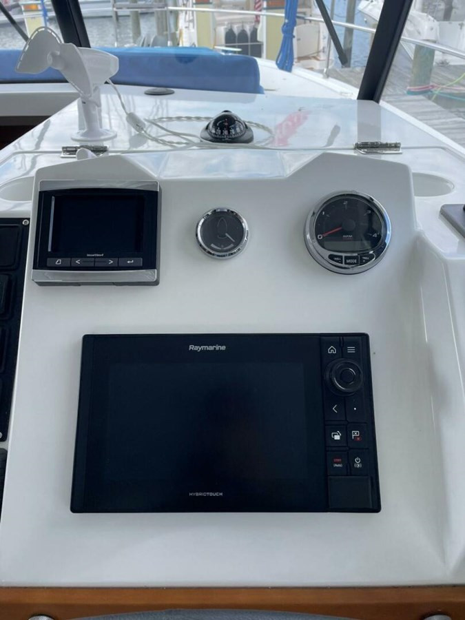 https://arconyachts.ams3.digitaloceanspaces.com/170133/conversions/large_4598350-optimize.jpg