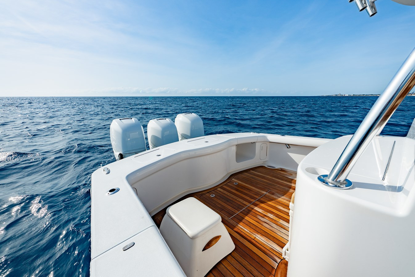 https://arconyachts.ams3.digitaloceanspaces.com/170302/conversions/large_4684560-optimize.jpg