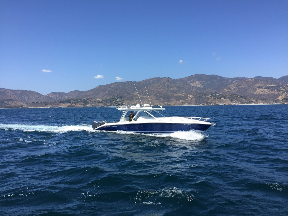 https://arconyachts.ams3.digitaloceanspaces.com/170304/conversions/large_4713870-optimize.jpg