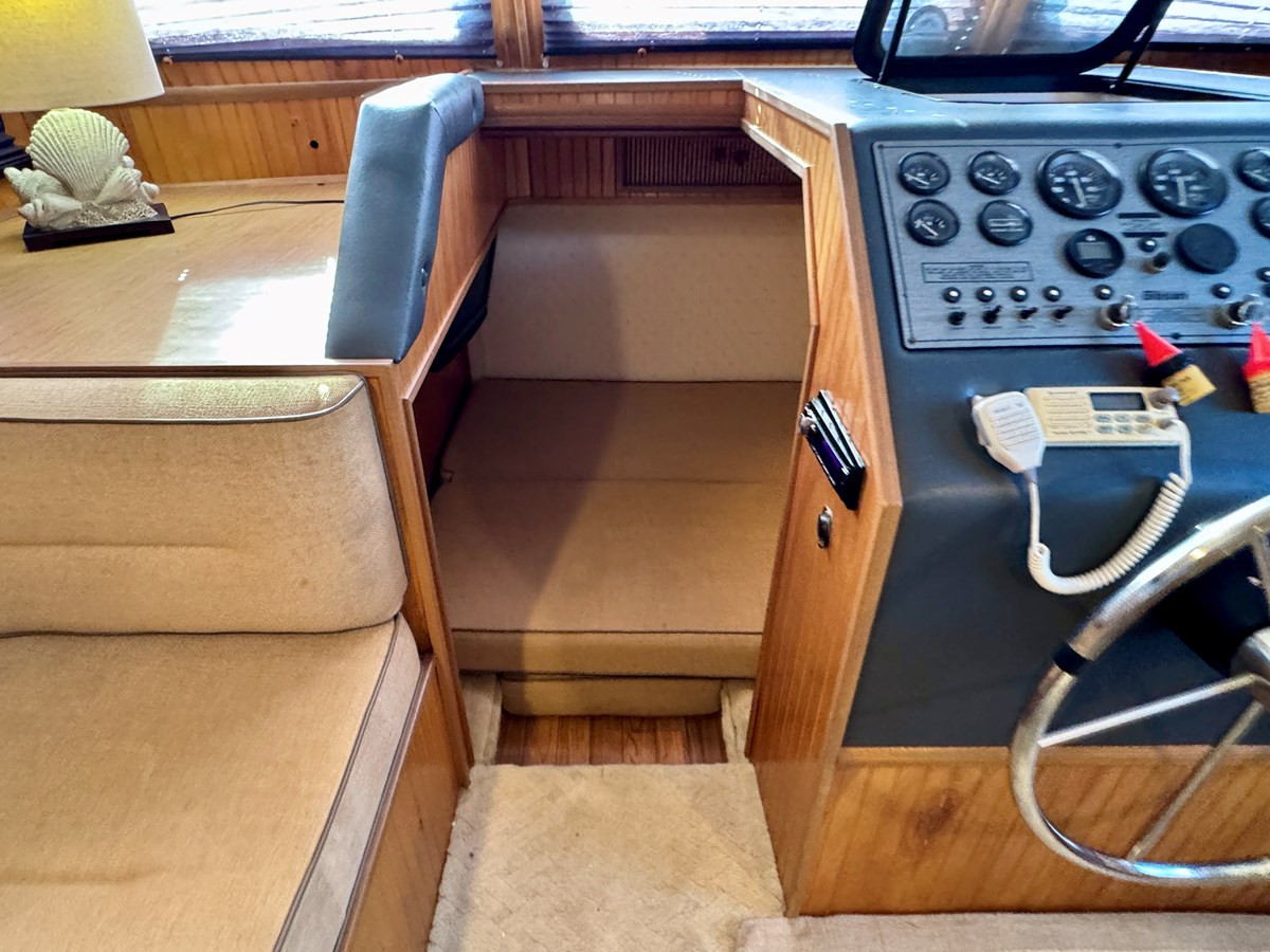 https://arconyachts.ams3.digitaloceanspaces.com/170498/conversions/large_4815605-optimize.jpg