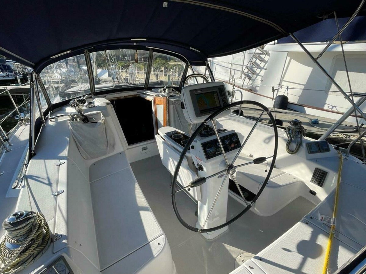 https://arconyachts.ams3.digitaloceanspaces.com/171056/conversions/large_4607375-optimize.jpg