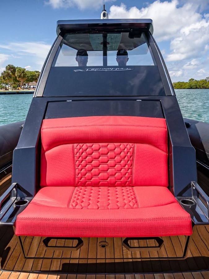 https://arconyachts.ams3.digitaloceanspaces.com/171224/conversions/large_4507473-optimize.jpg