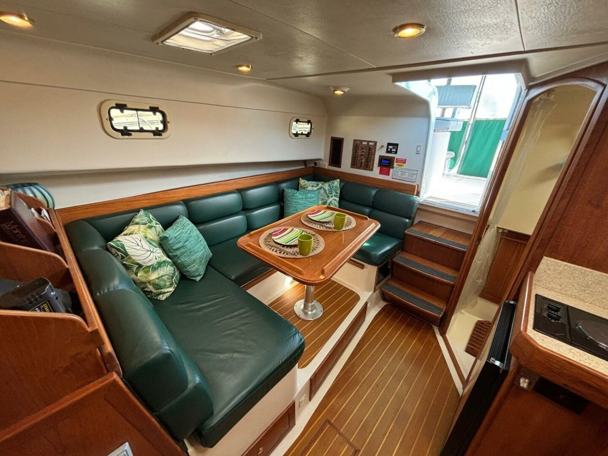 https://arconyachts.ams3.digitaloceanspaces.com/171552/conversions/large_4633903-optimize.jpg