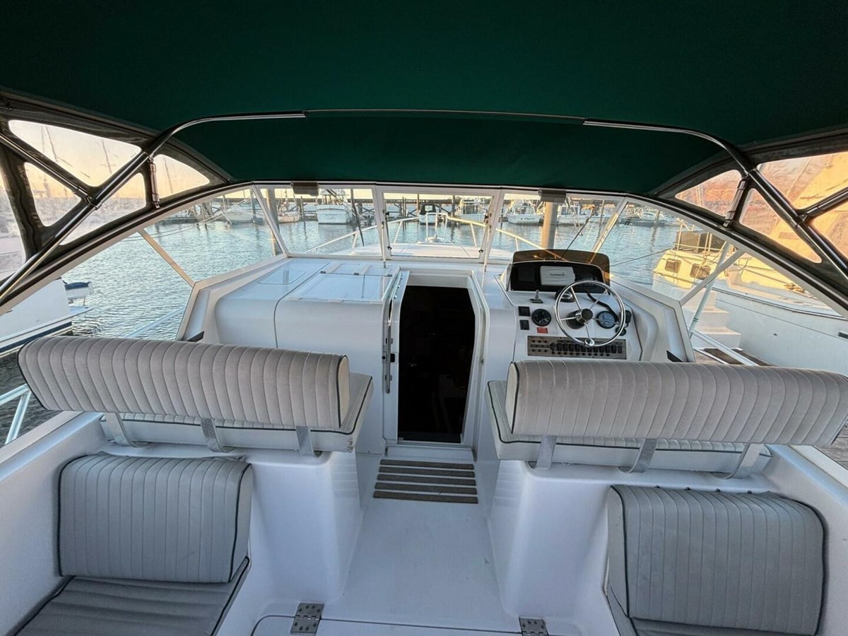 https://arconyachts.ams3.digitaloceanspaces.com/171576/conversions/large_4633911-optimize.jpg