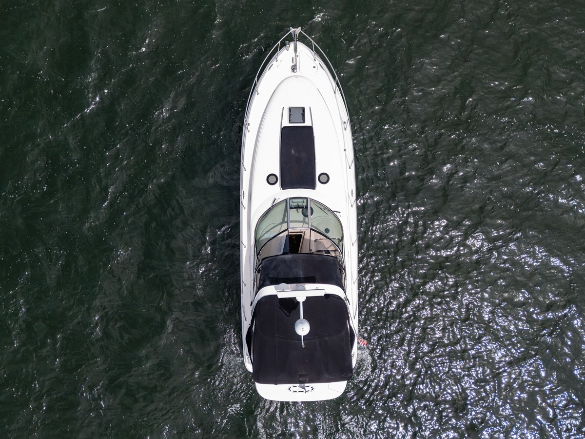 https://arconyachts.ams3.digitaloceanspaces.com/171645/conversions/large_4644899-optimize.jpg