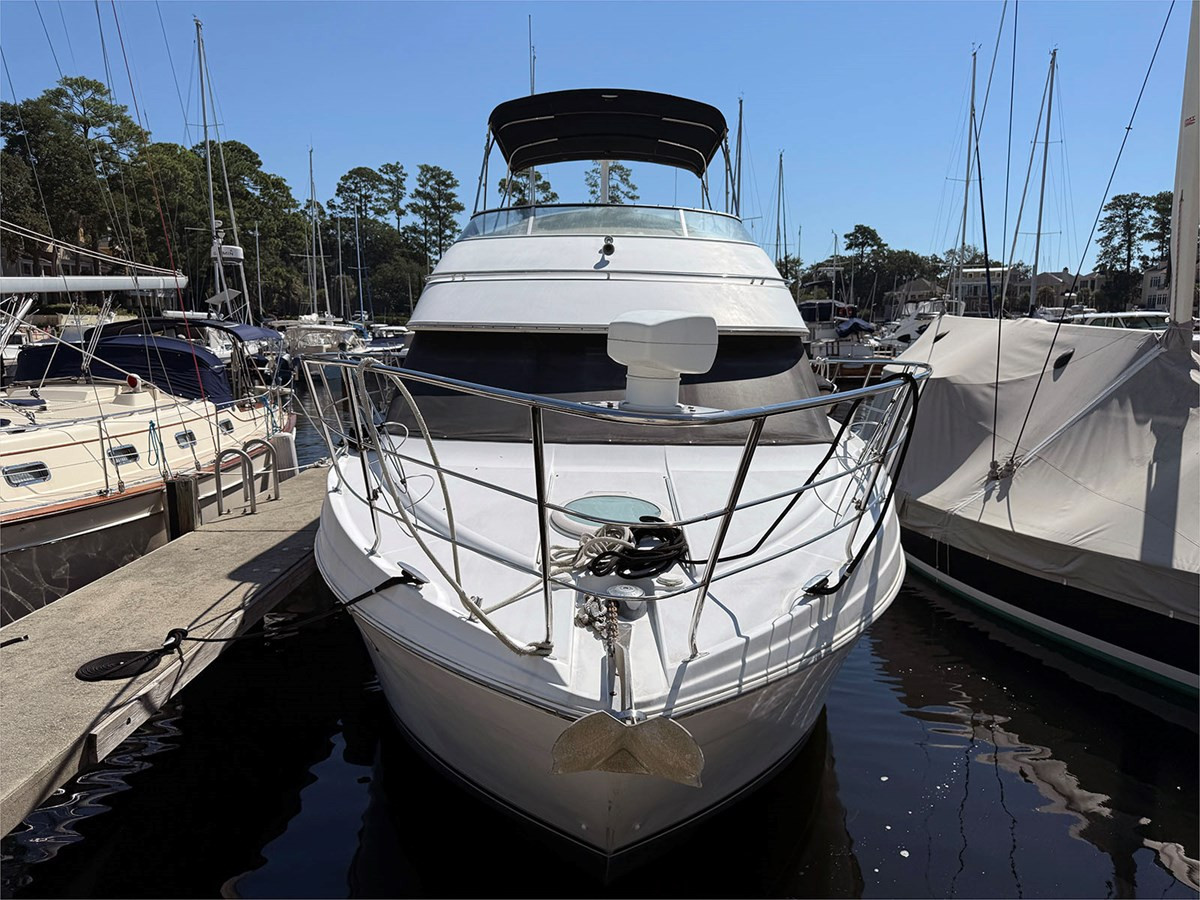 36' CARVER 2003 360 SPORT SEDAN