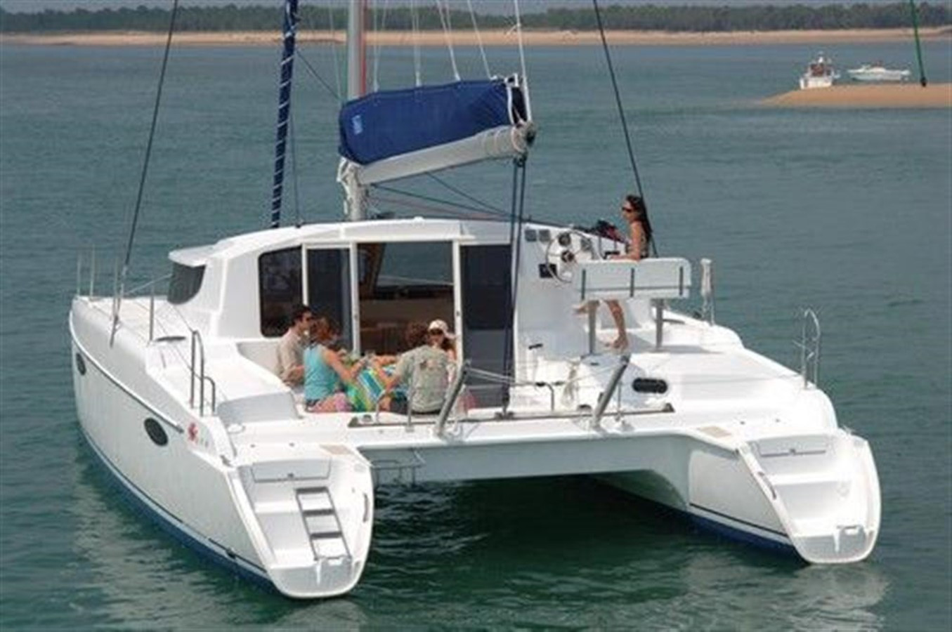36' 2007 FOUNTAINE PAJOT MAHE