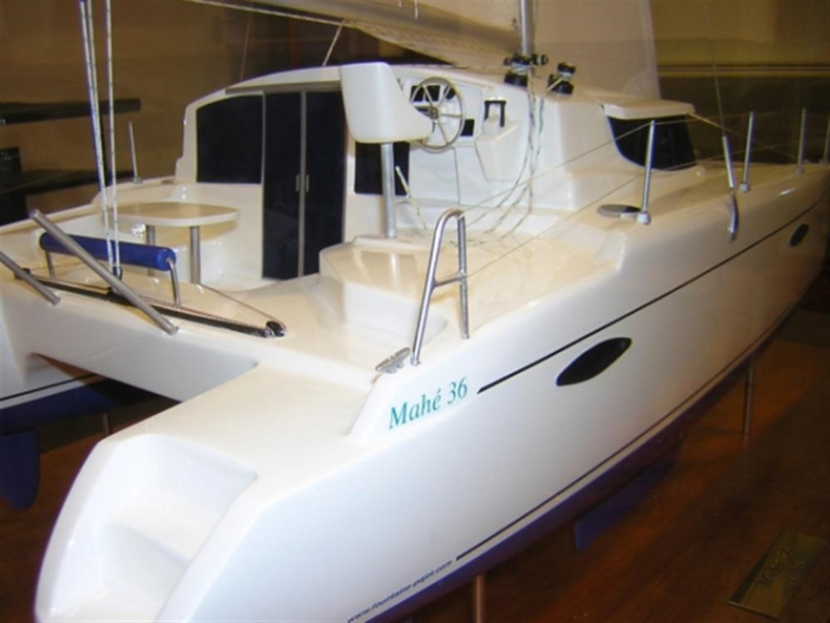 36' 2007 FOUNTAINE PAJOT MAHE